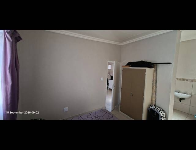 1 BEDROOM APARTMENT BLOCK TO LET IN WESTDENE